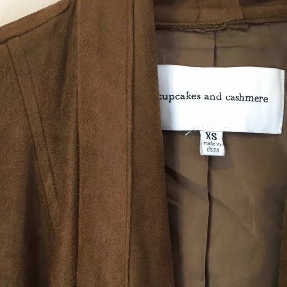 Cupcakes and cashmere suded jacket - Picture 4 of 5